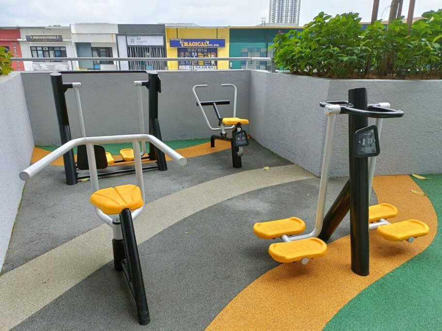 דירות ג'והור בהרו Sky Trees 4 Guests High Floor Smart Tv Garden View A1801 מראה חיצוני תמונה